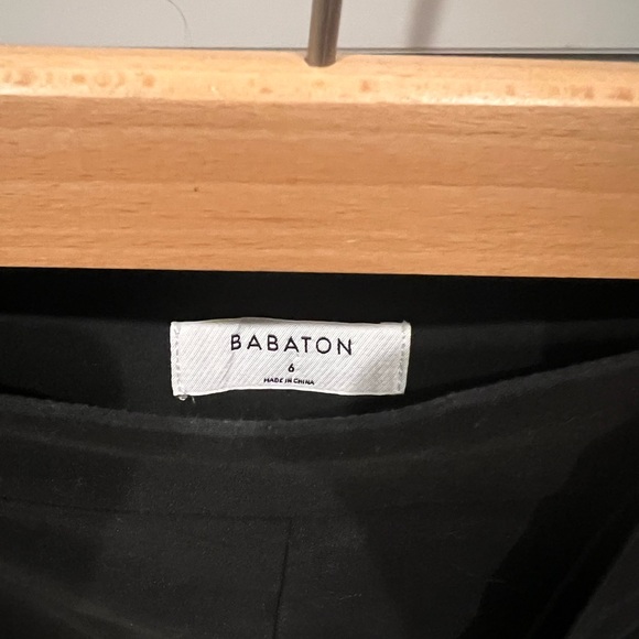 Aritzia Babaton Tie Front Shorts - Picture 4 of 4